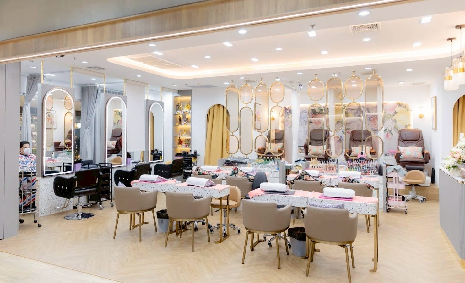 ร้าน N&N Nail Spa & Salon