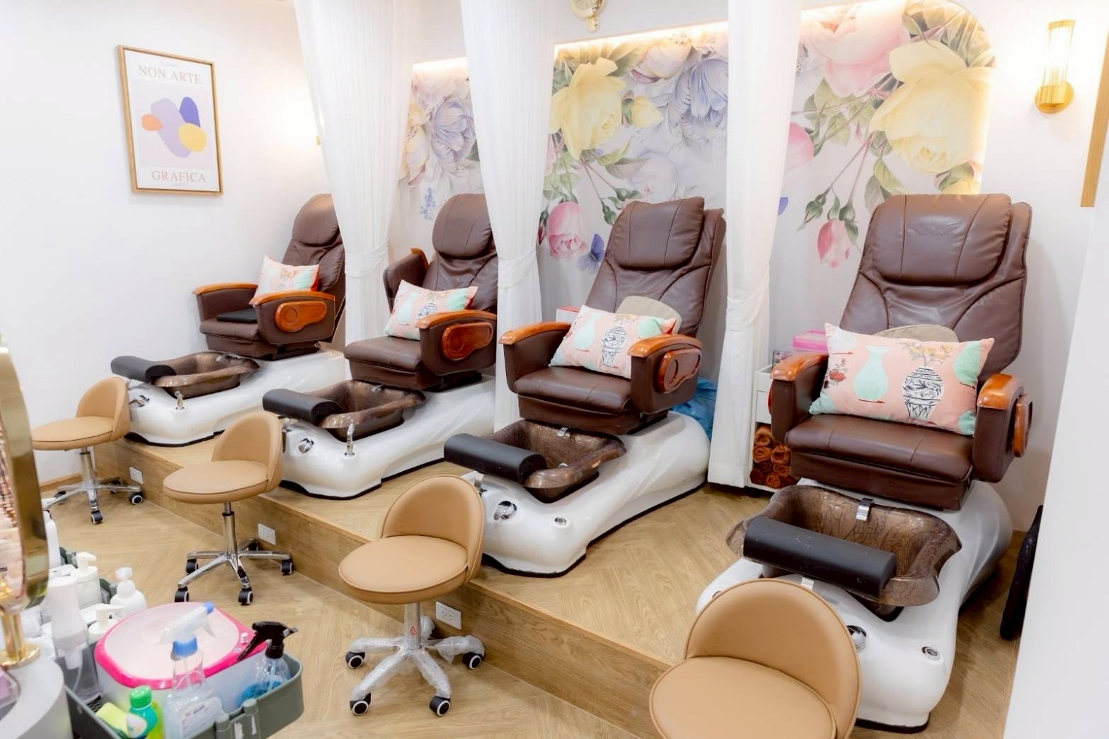 ร้าน N&N Nail Spa & Salon