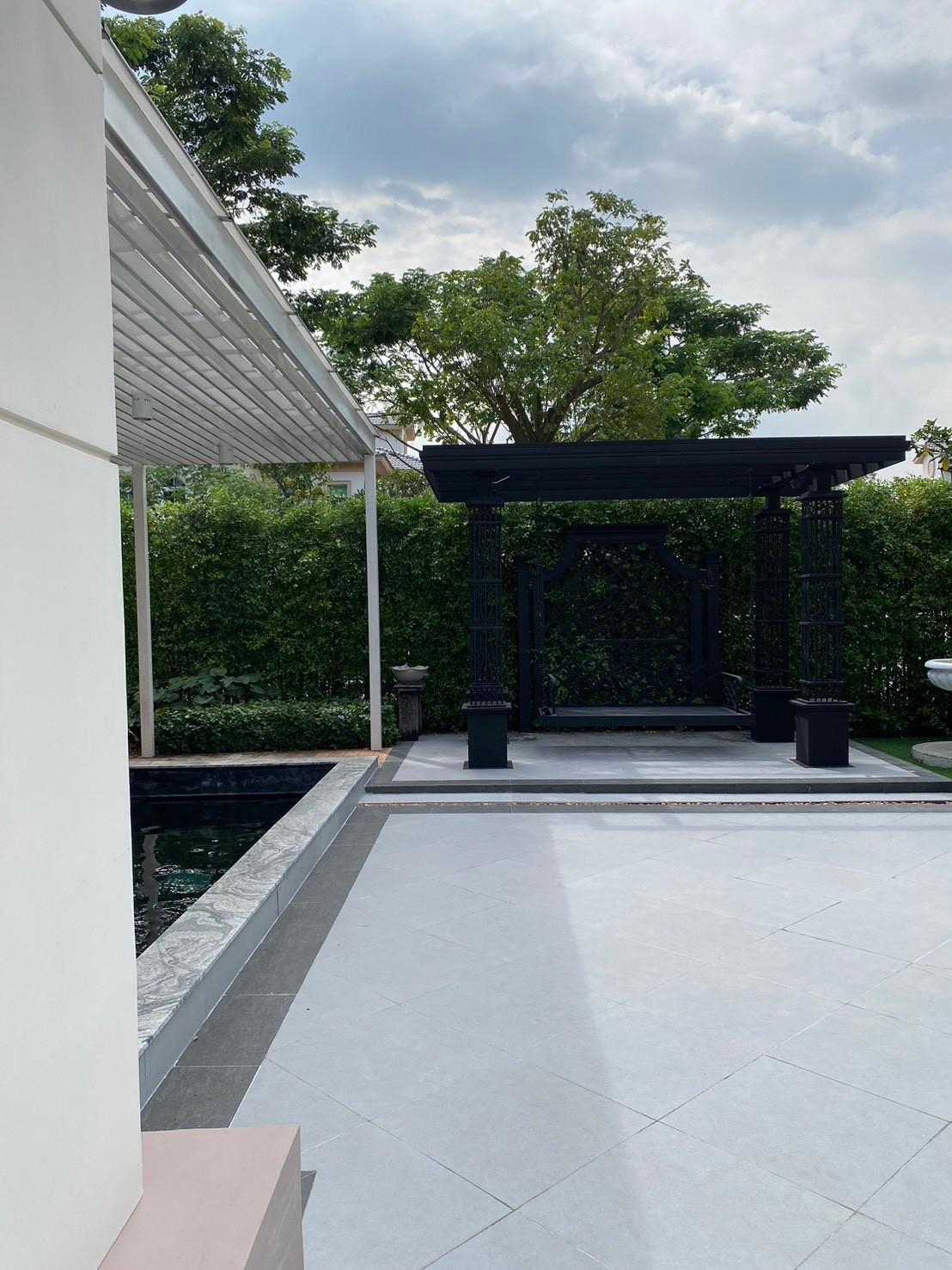 หมู่บ้านลดาวัลย์ พระราม2